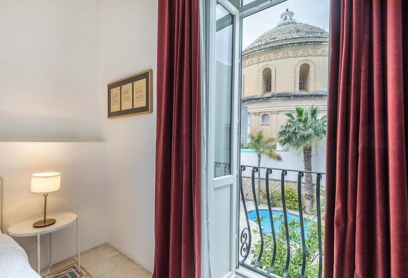 Mosta Dome B&b