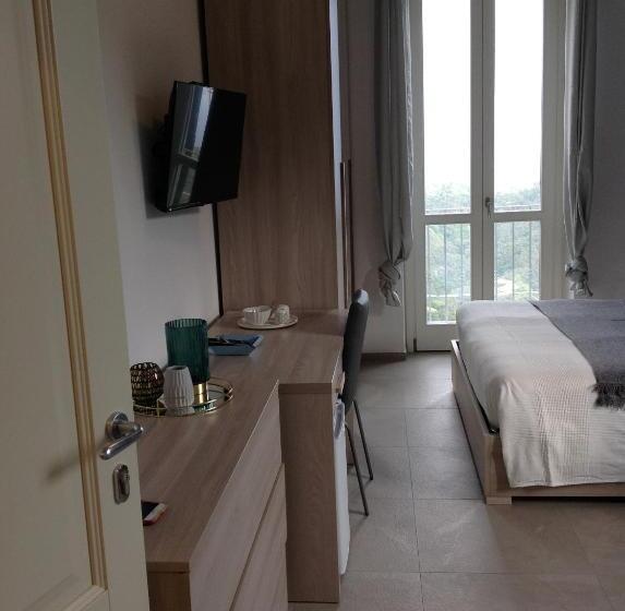 ペンション Affittacamereirosmarini