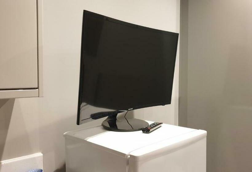 펜션 Bracknell Small Studio