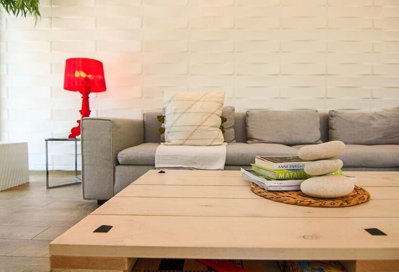 Phaedrus Living: Forest View Luxury Villa Chantara