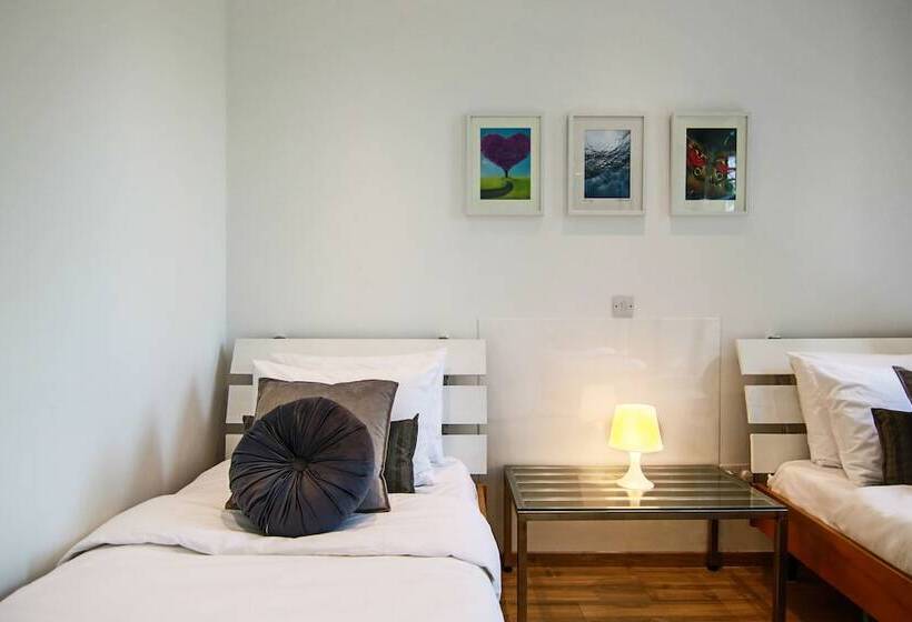 Phaedrus Living: Forest View Luxury Villa Chantara