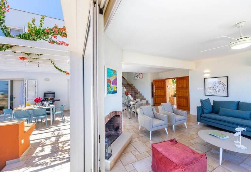 Protaras Seafront Villa Violetta