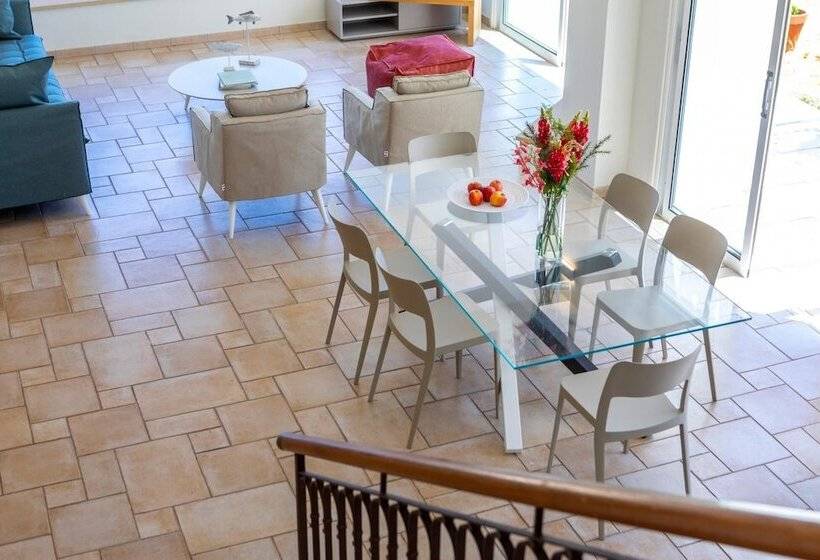 Protaras Seafront Villa Violetta