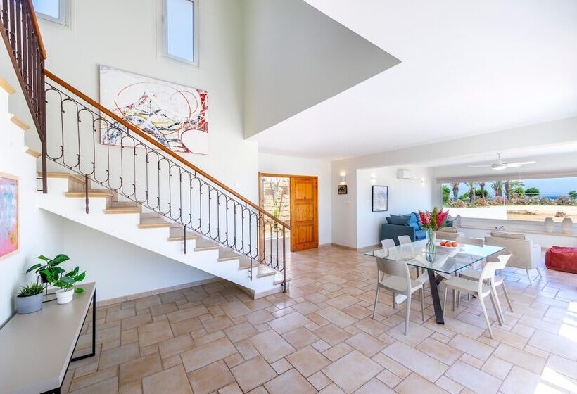 Protaras Seafront Villa Violetta