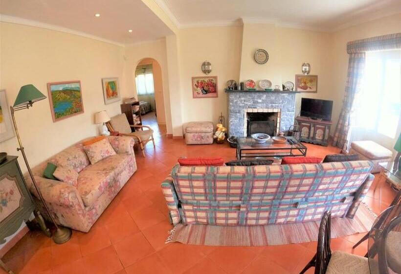 Sintra V4 House With Garden In Colares