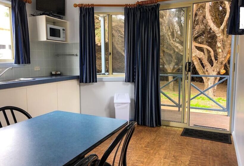 Tasman Holiday Parks   Yallingup Beach