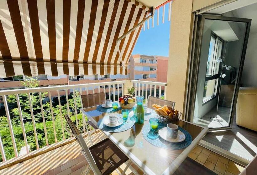 Très Bel Appartement Face Au Port Santa  Piscine