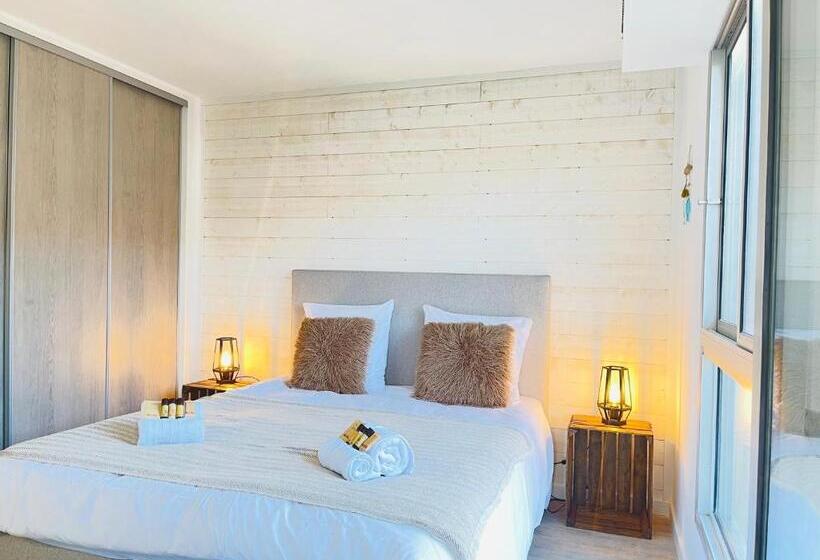 Très Bel Appartement Face Au Port Santa  Piscine