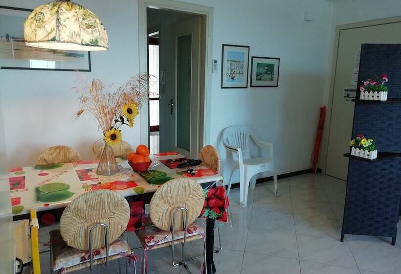 Two Rooms 30 Meters From The Sea Near Etna And Taormina And Catania