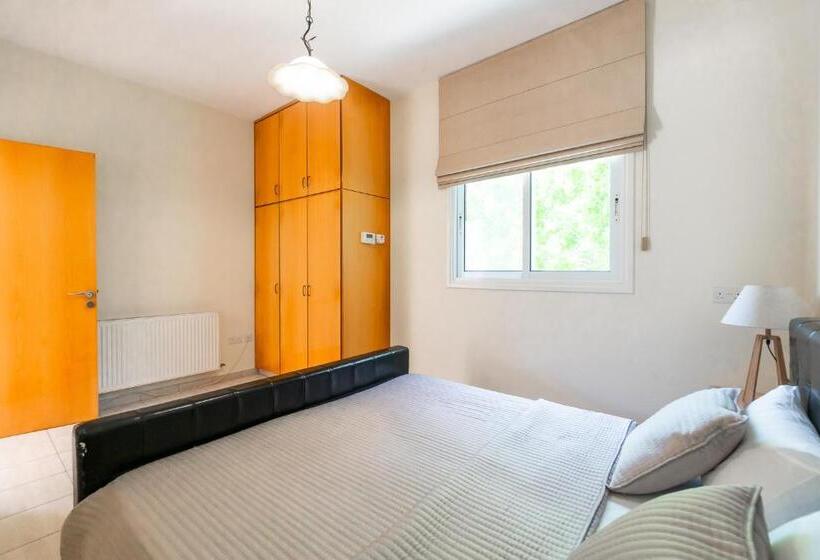 Villa Amelia By Ezoria Villas