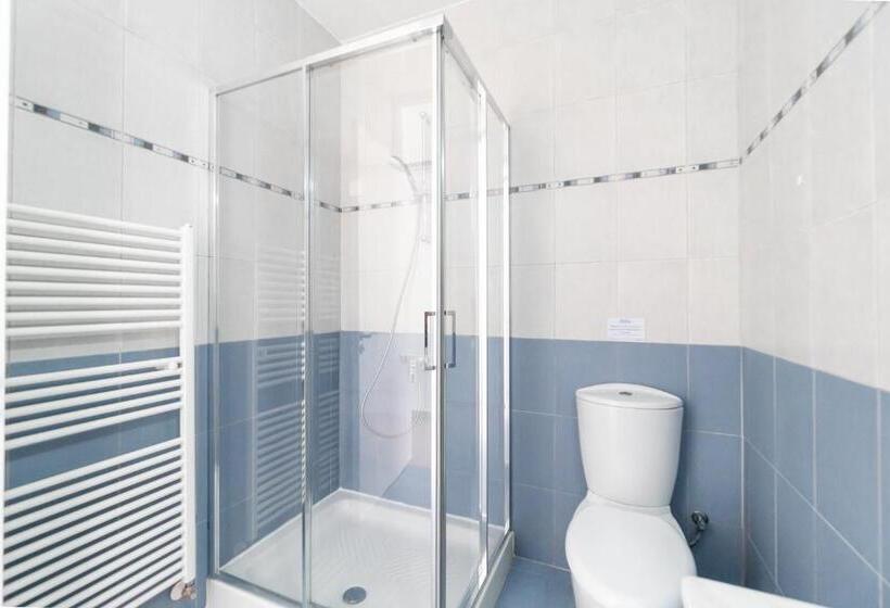 Villa Amelia By Ezoria Villas