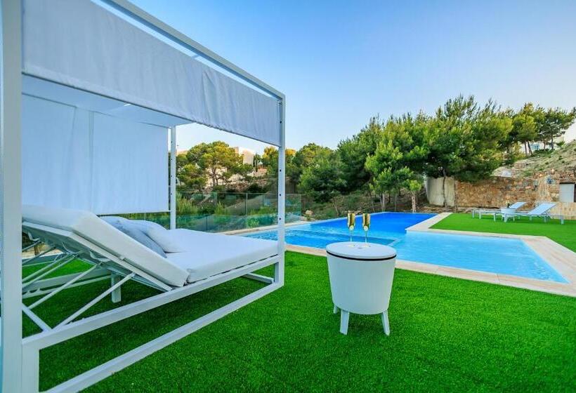 Villa Martin Stone  Las Colinas Golf Country