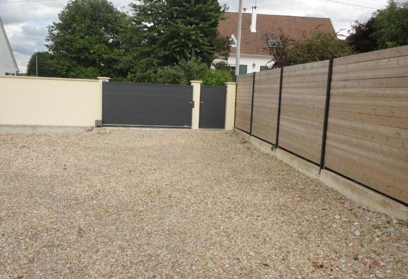 10 Km From Disneyland Paris Quincy Voisins