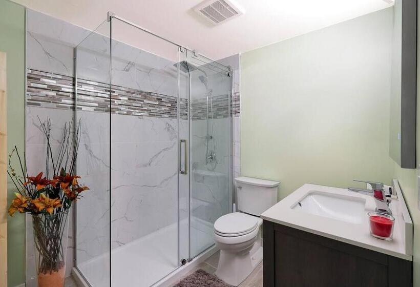 Adorable Private Suite With Indoor Fire Place