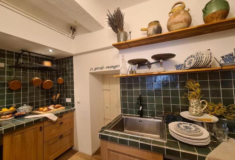 فندق صغير 1560 Domaine Des Cinq Jardins A Magical And Authentic Mansion