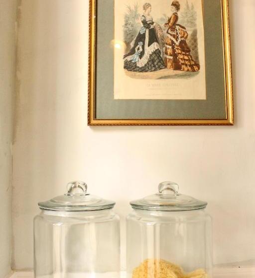 فندق صغير 1560 Domaine Des Cinq Jardins A Magical And Authentic Mansion