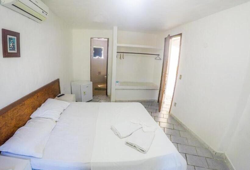 הוסטל De La Torre Pousada