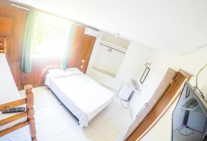 הוסטל De La Torre Pousada