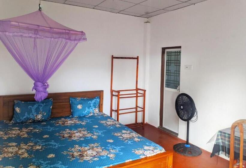 호스텔 Tropical Point Inn