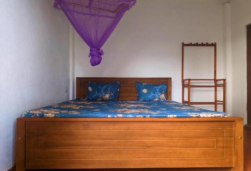 호스텔 Tropical Point Inn