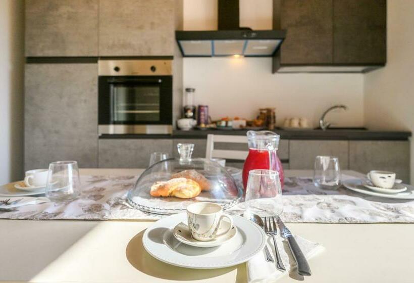 ベッドアンドブレックファースト Bellavista