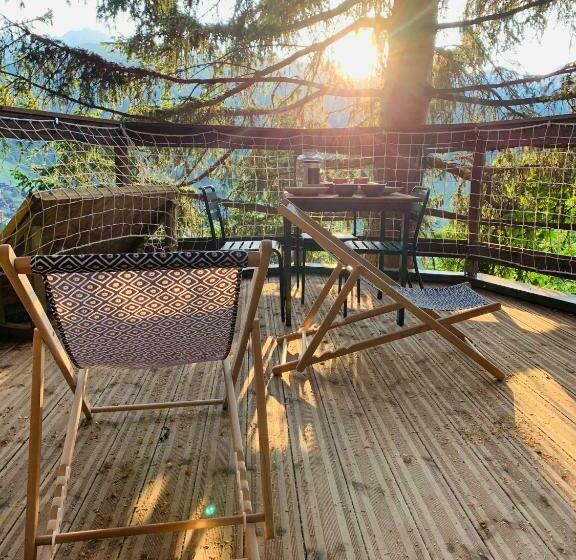 Bed and Breakfast Cabane Dans Las Arbres   Valmo Insolite