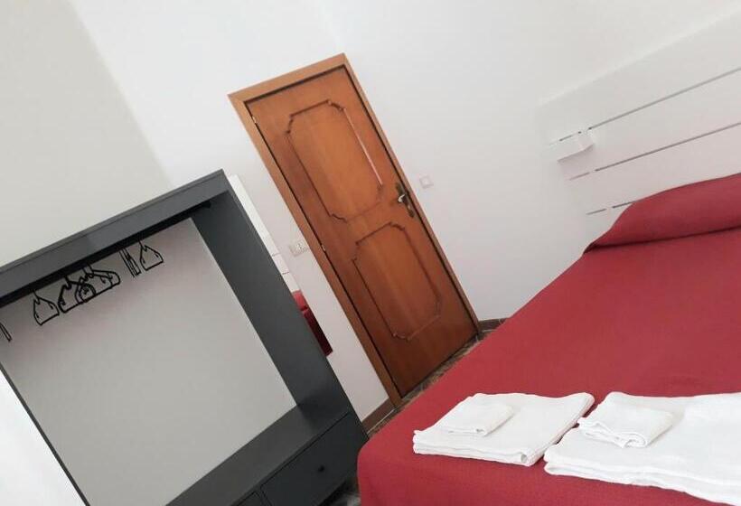 تختخواب و صبحانه Camere Matrimoniali Sul Lungomare