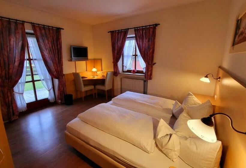 Bed and Breakfast La Locanda Ristorante Pizzeria Garni