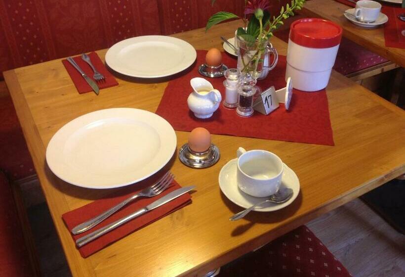 Bed and Breakfast La Locanda Ristorante Pizzeria Garni