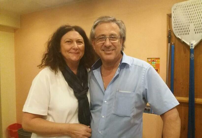 Bed and Breakfast La Locanda Ristorante Pizzeria Garni