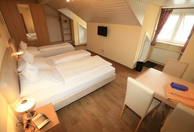 Bed and Breakfast La Locanda Ristorante Pizzeria Garni