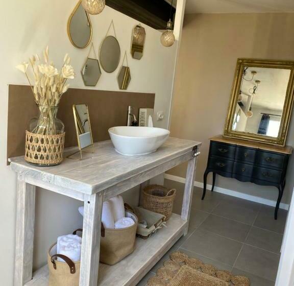 민박 La Maison Perchée