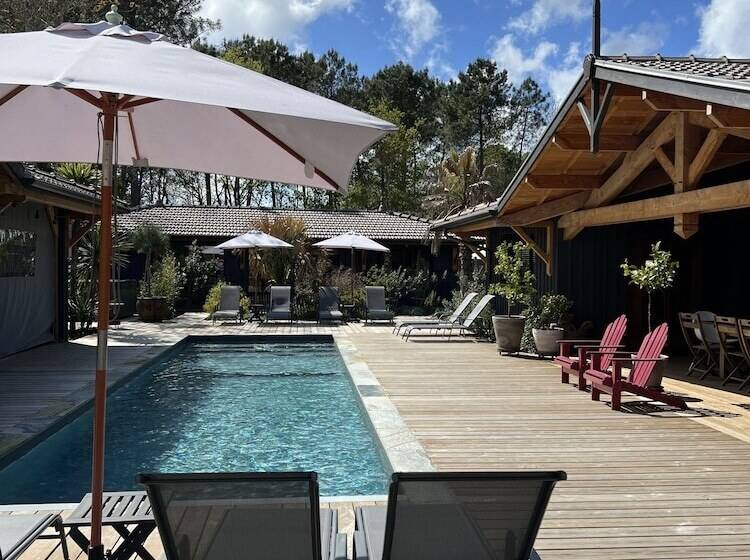 تختخواب و صبحانه Villacanau