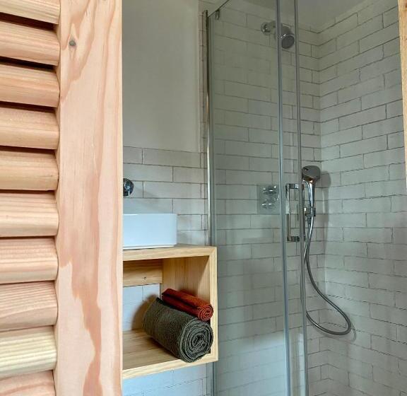 تختخواب و صبحانه Villacanau