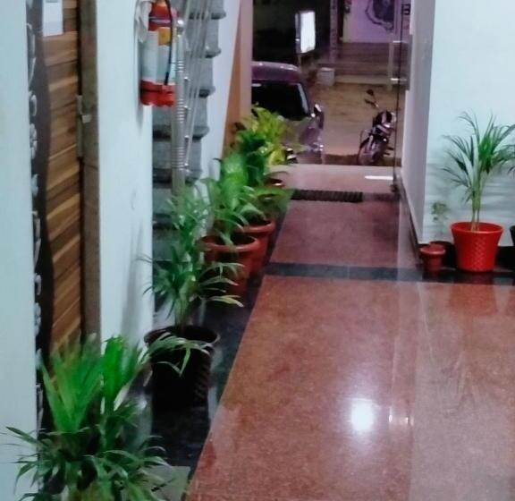 فندق Ashoka Palace