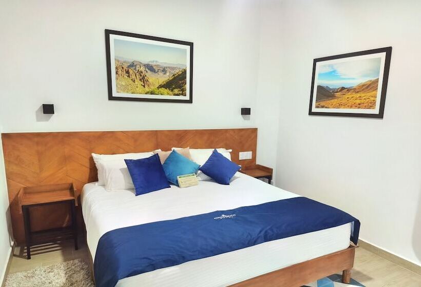 Отель Churumuco