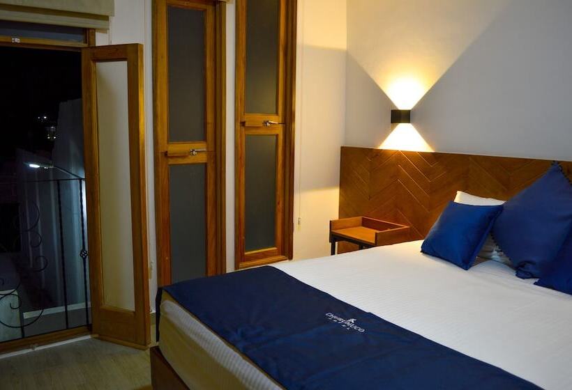 Отель Churumuco