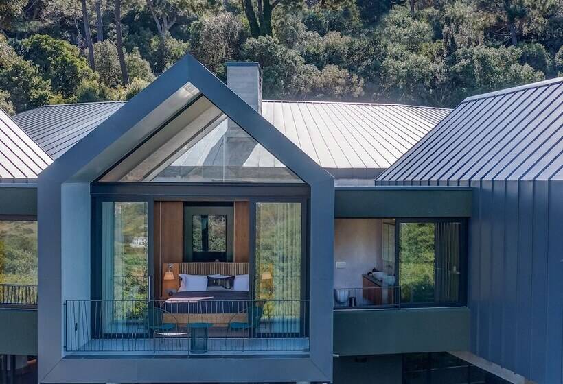 هتل Future Found Sanctuary In Hout Bay By Newmark