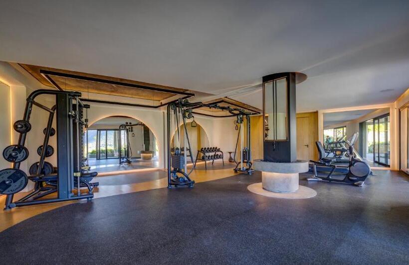 هتل Future Found Sanctuary In Hout Bay By Newmark