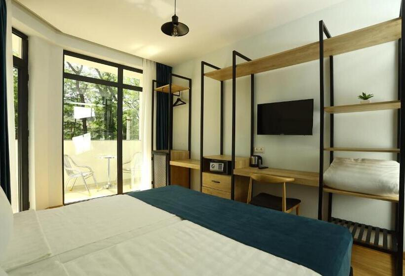 هتل Graphica Black Sea