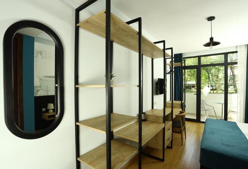 هتل Graphica Black Sea