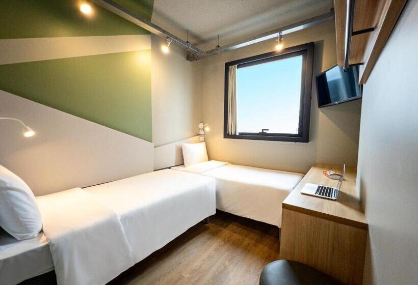 هتل Ibis Budget Balneario Camboriu