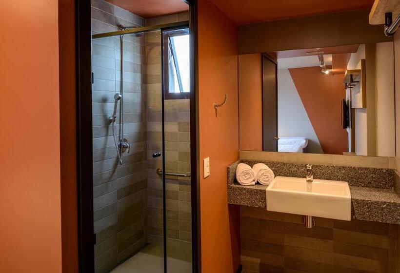 هتل Ibis Budget Balneario Camboriu