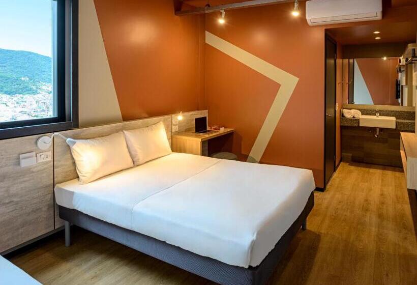 هتل Ibis Budget Balneario Camboriu