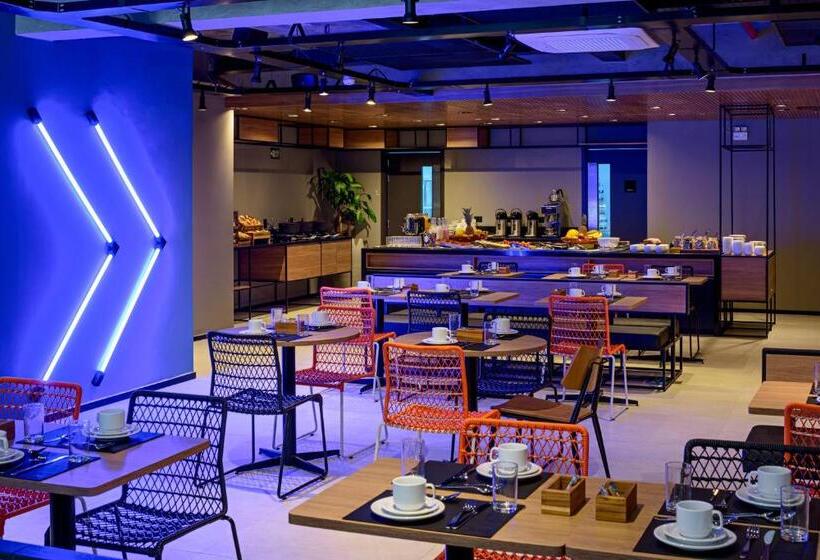 هتل Ibis Budget Balneario Camboriu