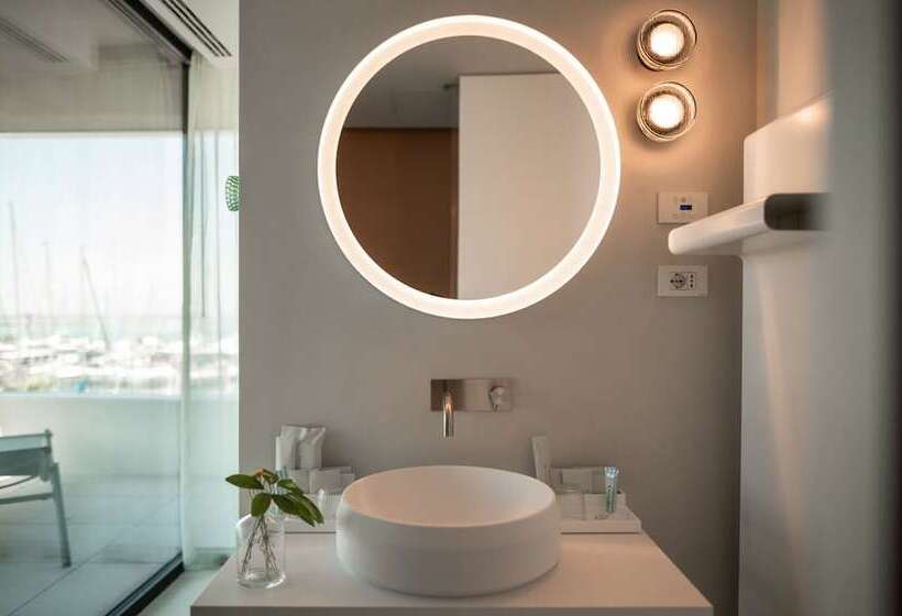 Отель Laguna Faro Suites Adults Only & Free Beach