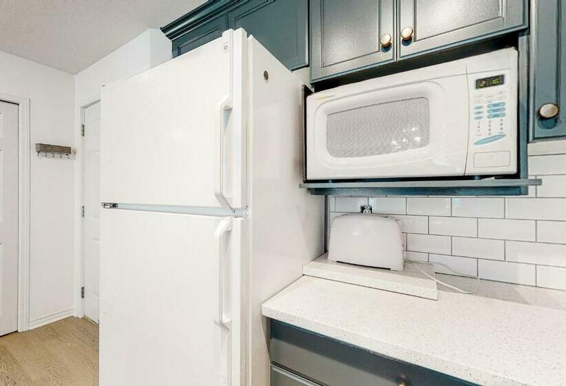 Отель Legacy 203