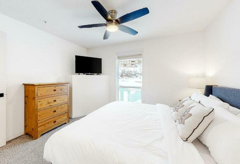 Отель Legacy 203