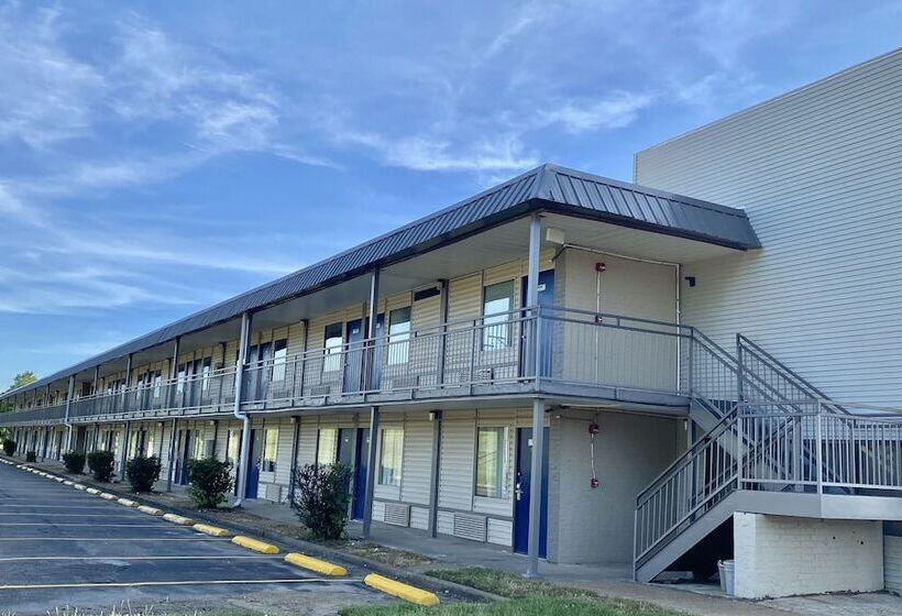 Motel 6 Forrest City Ar