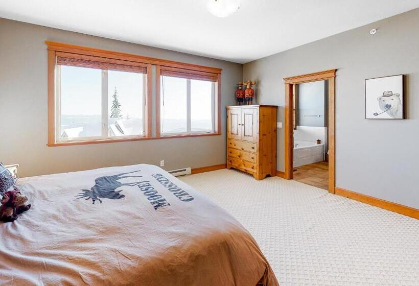 Отель Tree Tops 16